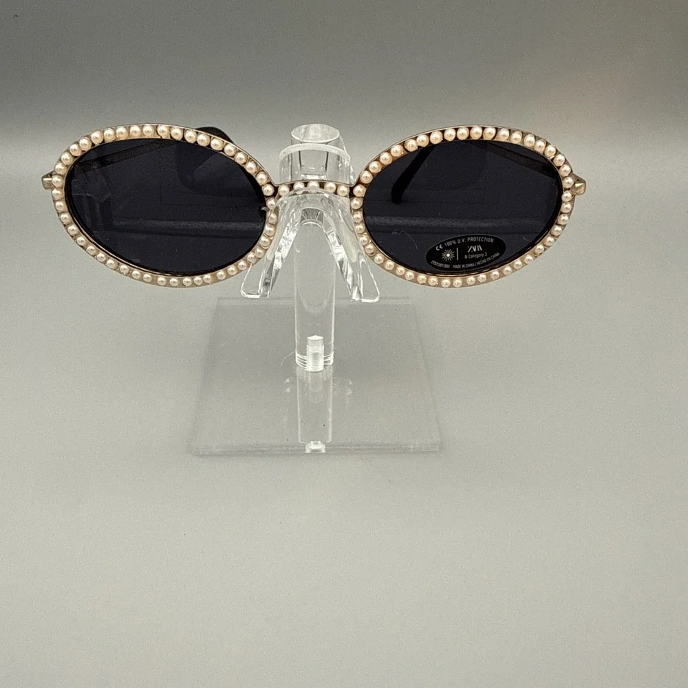 Zara oval gold pearl sunglasses -polarized gray lenses UV400 protection NWT